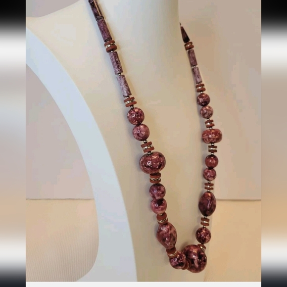Japanese Orgin vintage pink tourmaline and ceramic bead statement necklace. - Picture 3 of 7